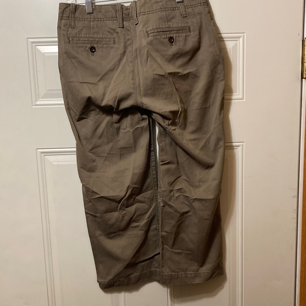 Eddie Bauer Capris 4